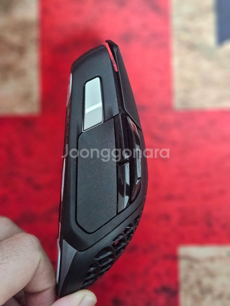 스텔라이서스 에어로X 5 무선 게이밍 마우스--1