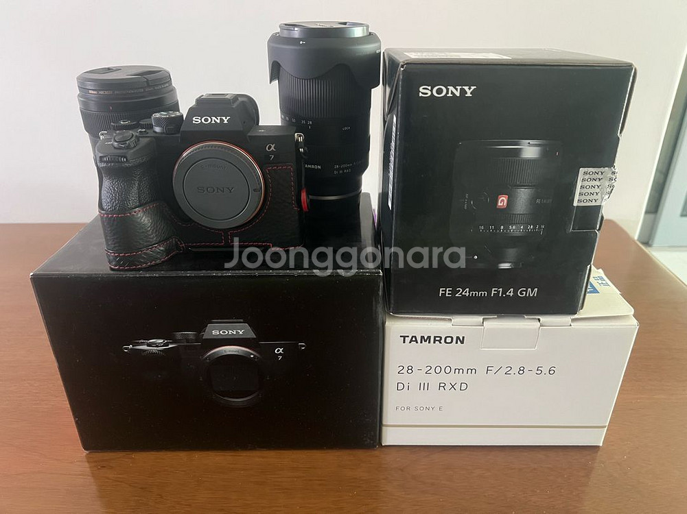 소니 A7M4 , SEL24F14GM , 탐론 28-200mm 판매합니다--0