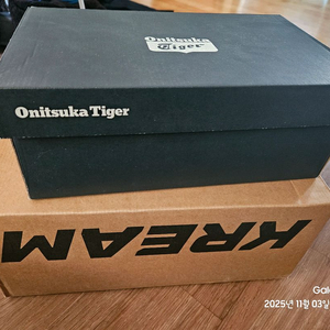오니츠카타이거 스니커즈 245