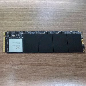 Klevv C910 단면 SSD 4TB 국내정품 발열판포함