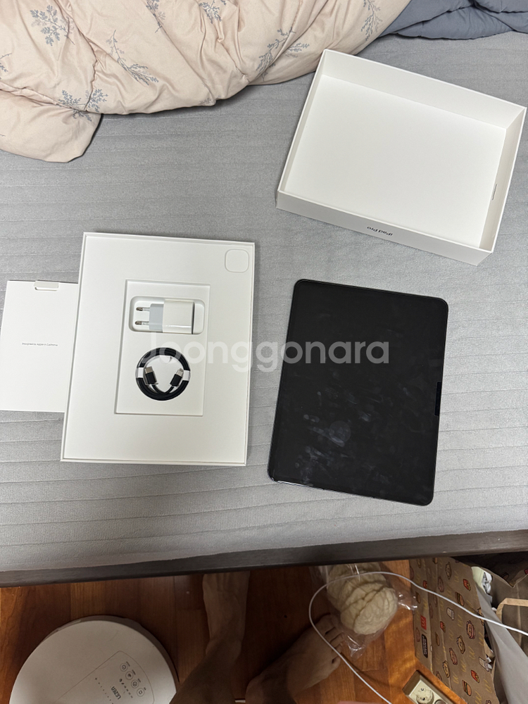 아이패드 프로 m4 13인치 블랙 512기가 셀룰러 풀박 팝니다--0