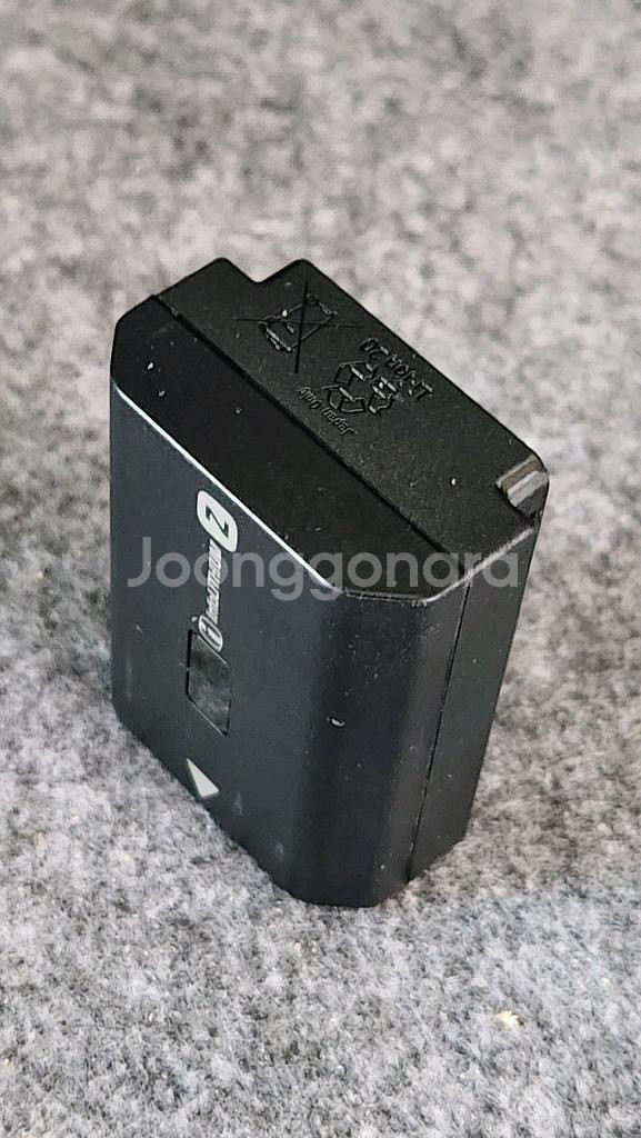 소니 NP-FZ100 배터리(정품)--1