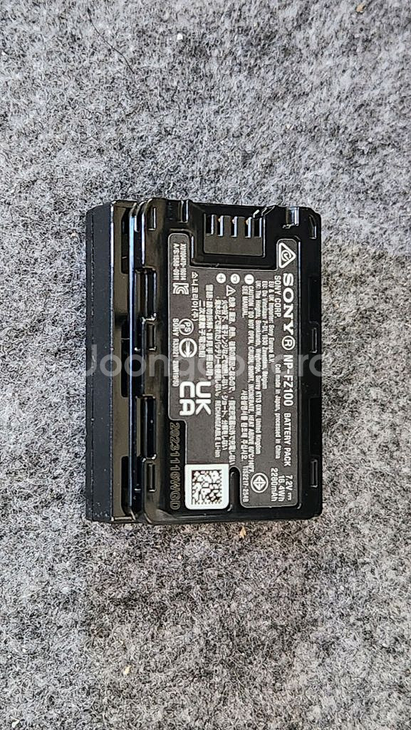 소니 NP-FZ100 배터리(정품)--2