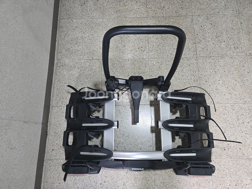 툴레 베로컴팩트 927 자전거 캐리어(3대용)--0