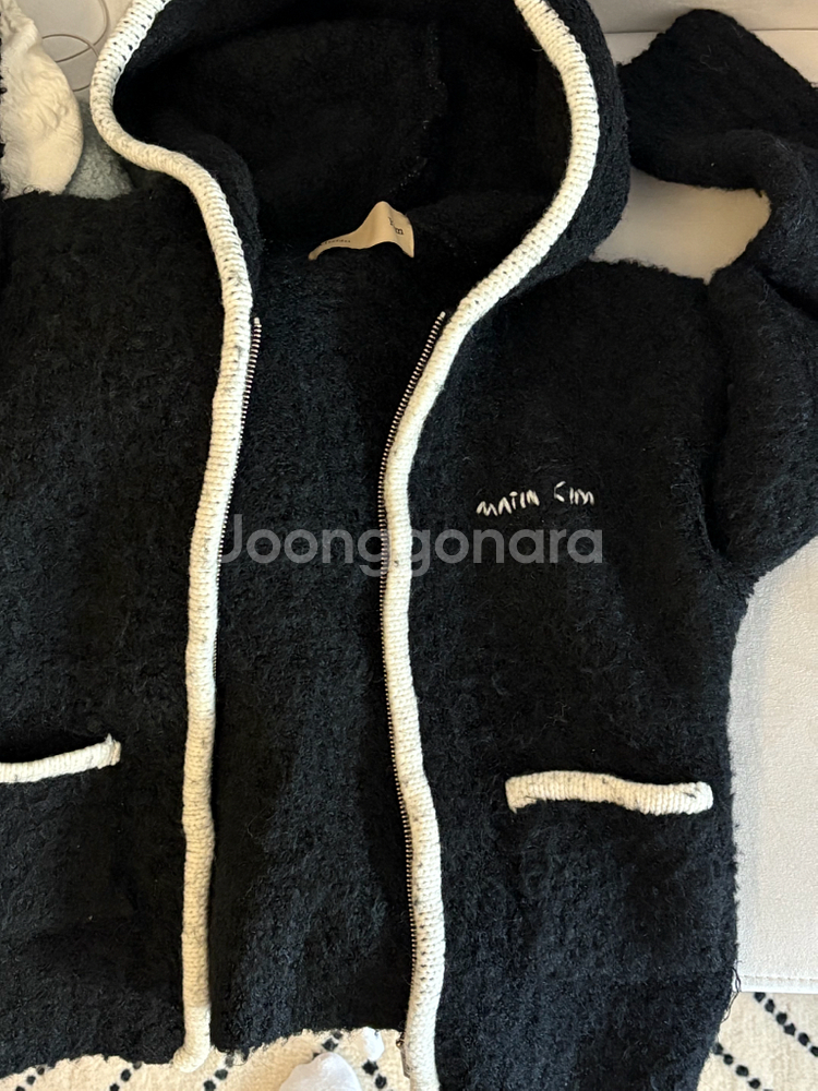 마뗑킴 라인 포인티드 후디 집업 가디건--2