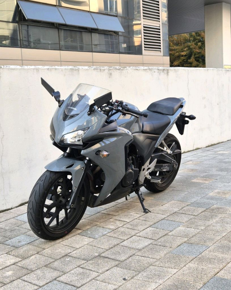 2013년식 CBR500R 컨디션 좋은바이크 판매합니다 이미지