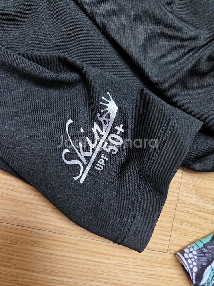 레노마 여성 래쉬가드 세트--2