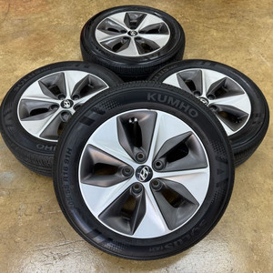 아반떼,i30,벨로스터 16인치 순정휠타이어 팝니다
