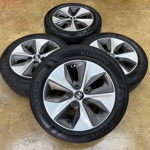 아반떼,i30,벨로스터 16인치 순정휠타이어 팝니다