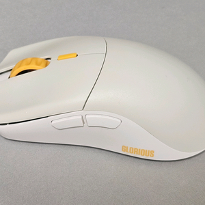 글로리어스 Series One Pro 무선 게이밍 마우