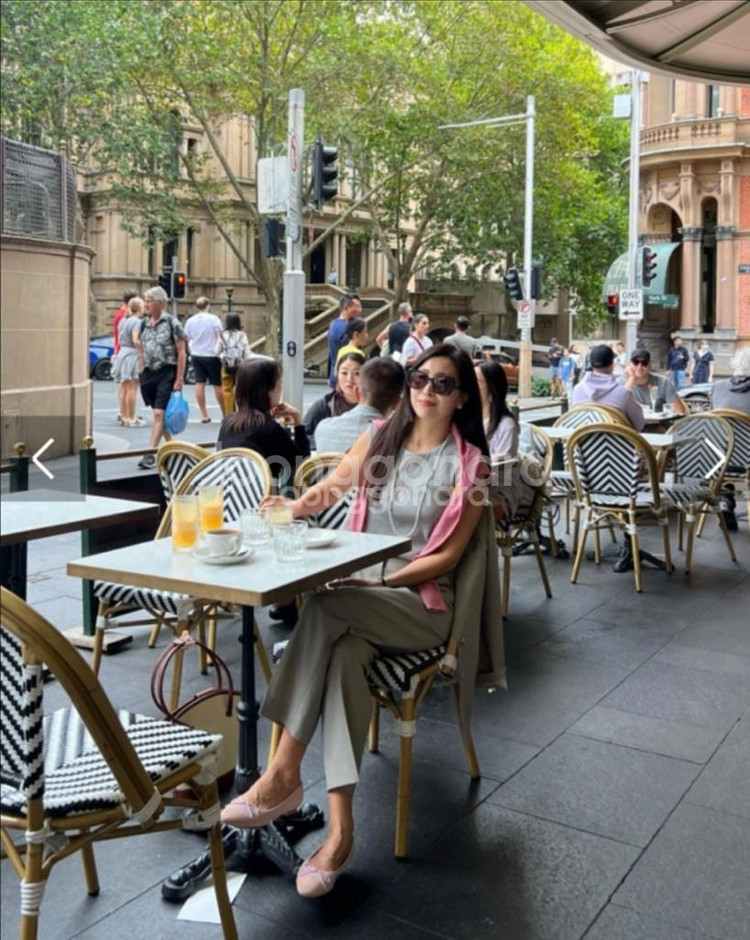 코스모폴리탄줄라이 YAY탑--3