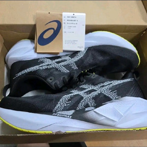 아식스 노바블라스트5 러닝화