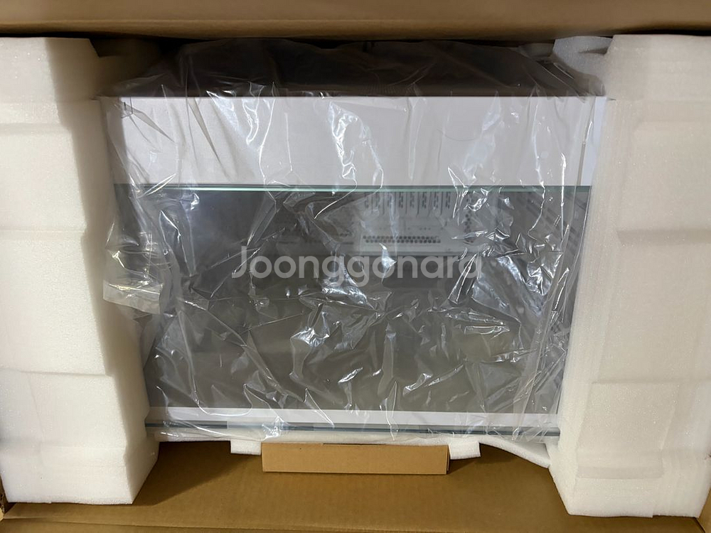 리안리 O11D EVO XL 화이트 메쉬 킷 포함--4