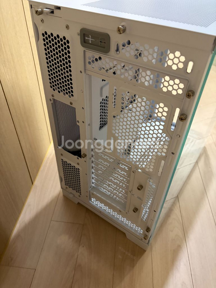 리안리 O11D EVO XL 화이트 메쉬 킷 포함--3