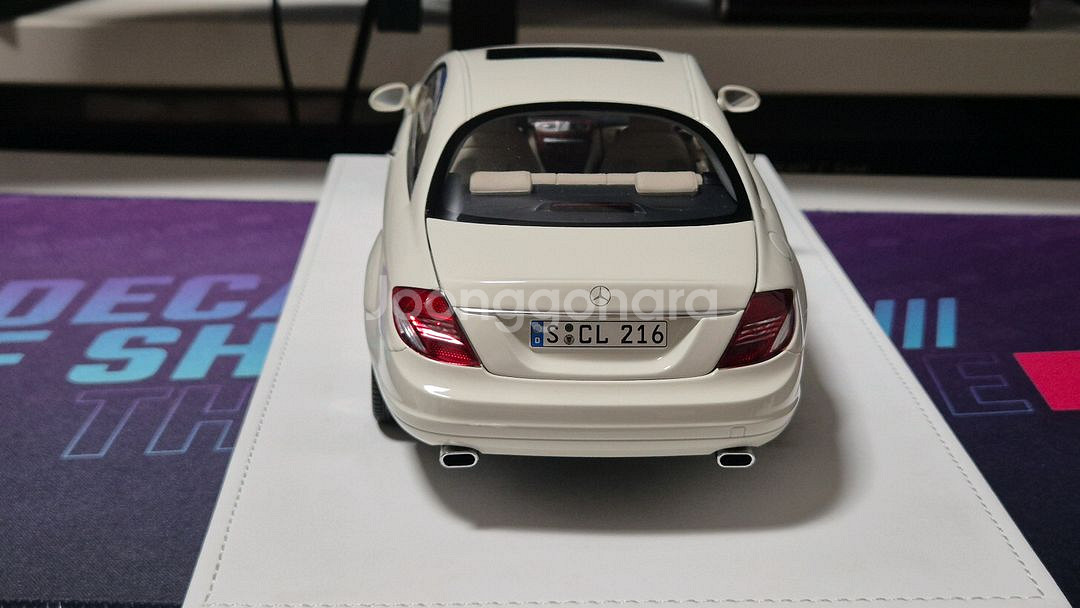 1:18 오토아트 CL600 다이캐스트 팝니다.--1