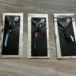 귀멸의칼날 일륜도 키링 기유 무이치로 교메이 일괄 + 콜렉팅카드 덤