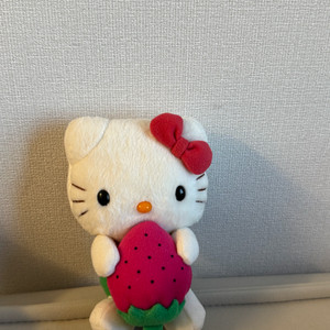 고전 헬로키티 딸기 인형