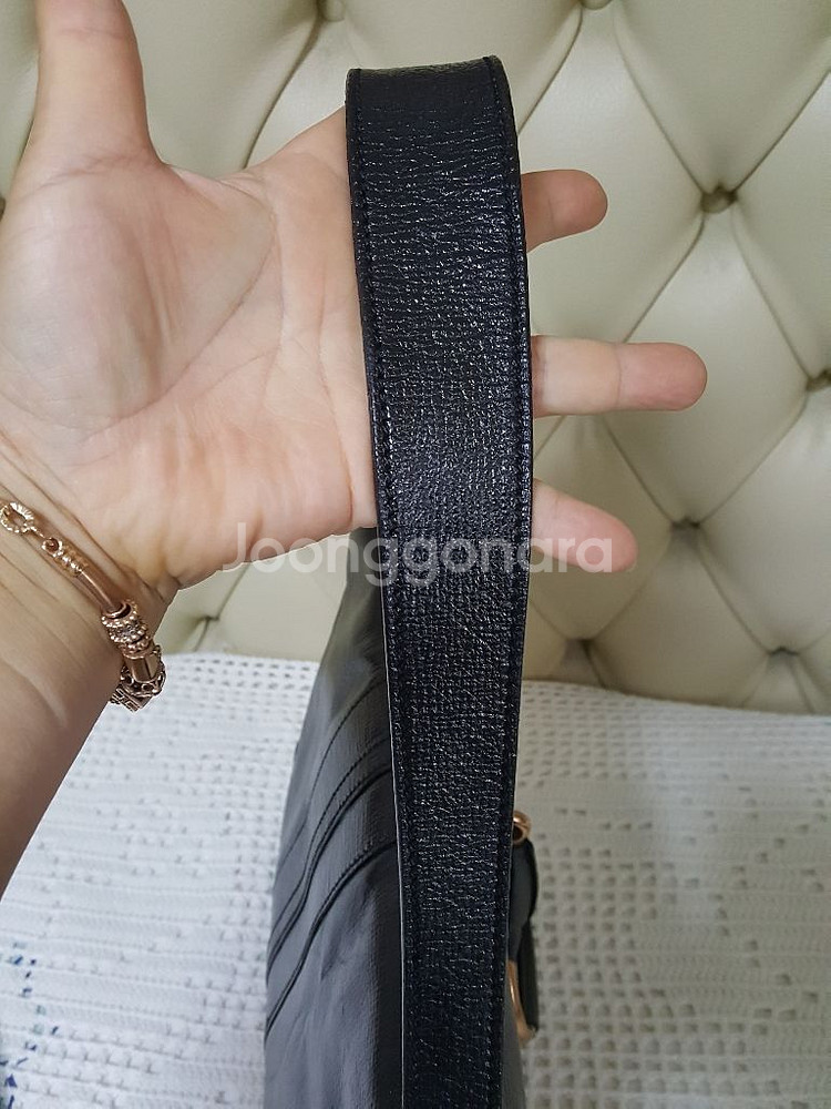 정품구찌숄더백--2