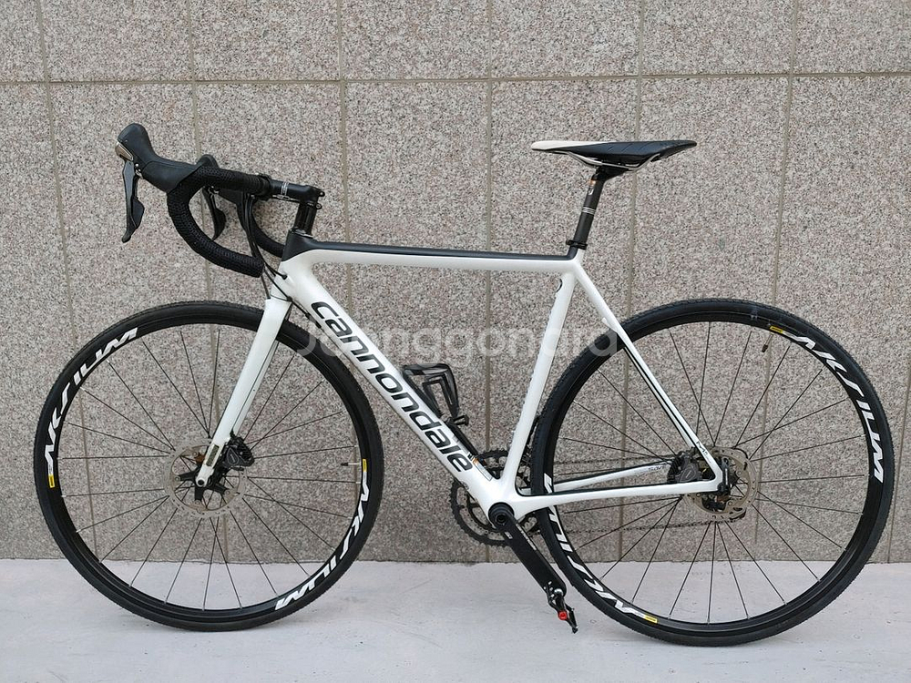 18년 캐논데일 슈퍼식스 에보 하이모듈 디스크 카본 로드자전거 52사이즈 팔아요.--5
