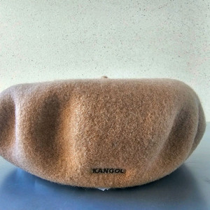 캉골 앵글로바스크 베레모 카멜 M