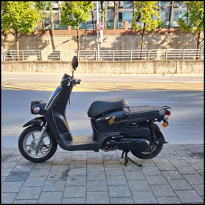 혼다 벤리110 블랙 19년식 스쿠터