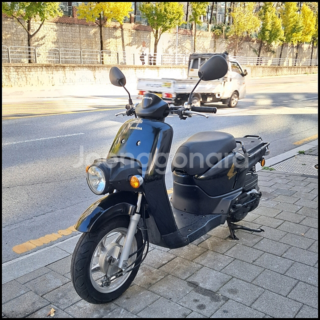 혼다 벤리110 블랙 19년식 스쿠터--1