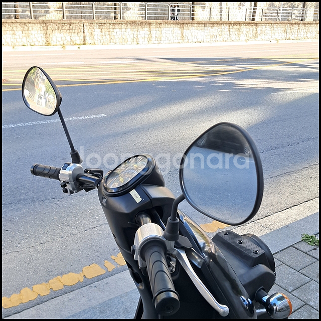 혼다 벤리110 블랙 19년식 스쿠터--8