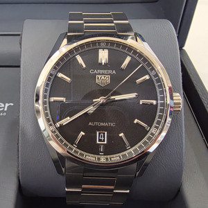 (미착용급 신형) 태그호이어 까레라 칼리버5 WBN2110 39MM