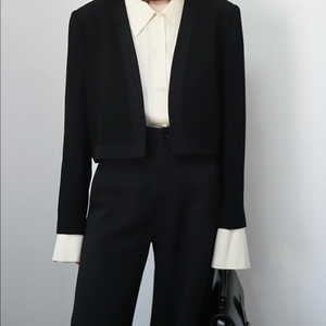 지방시 GIVENCHY 노카라 자수 크롭 자켓 12(66)