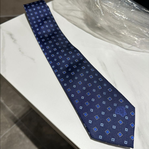 정품 베르사체 네이비 넥타이