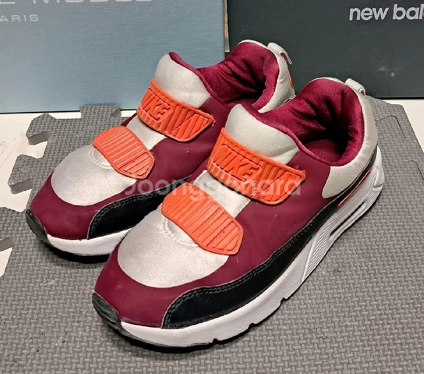 나이키키즈에어맥스 타이니205운동화--1