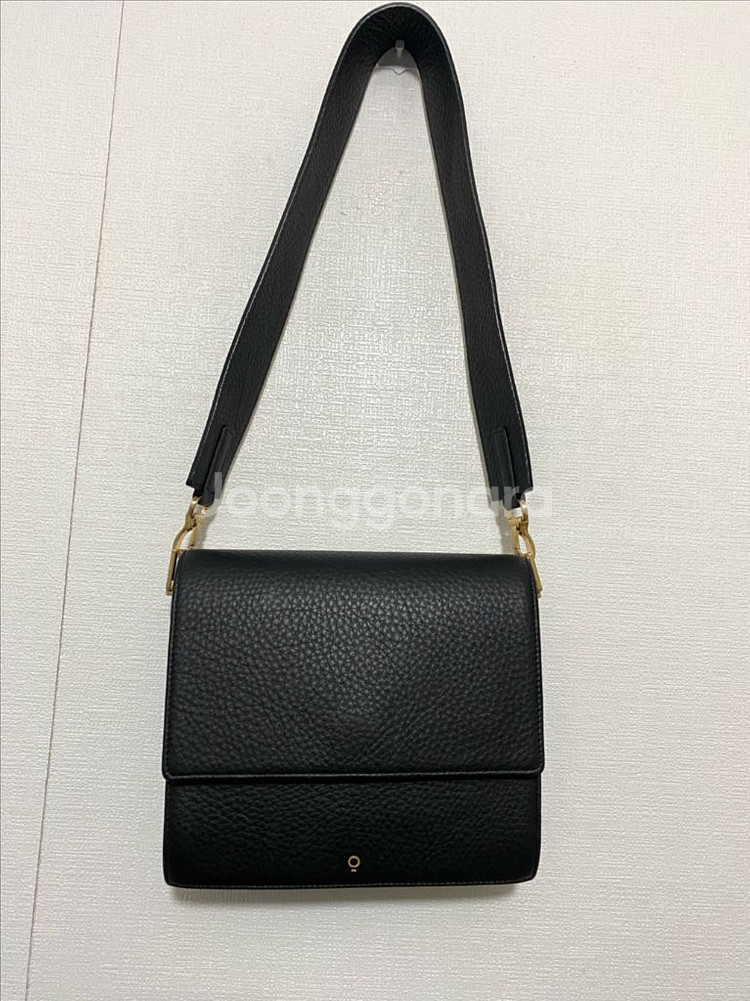 호재 이프백 블랙 색상 숄더백--1