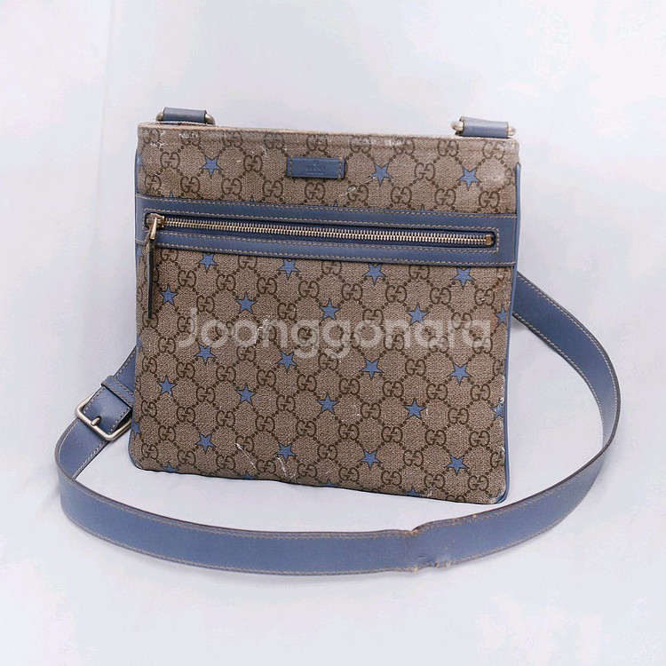 구찌 (GUCCI) GG 스타 모노그램 수프림 캔버스 플랫 크로스백--0