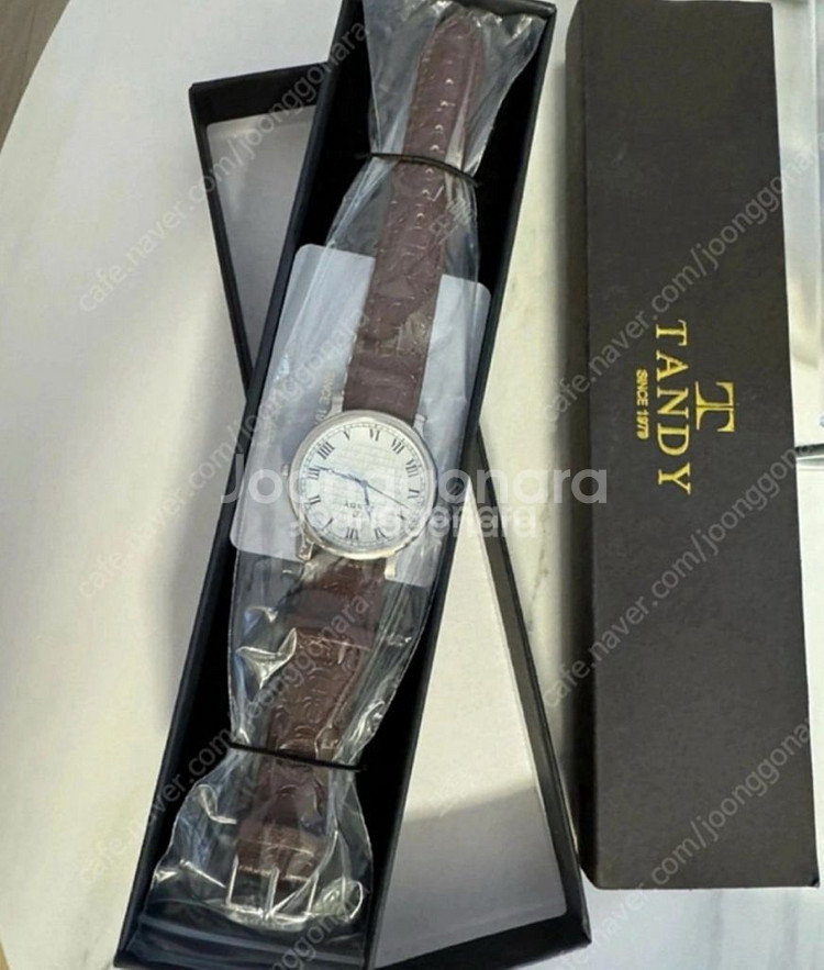 남성용 가죽시계--0