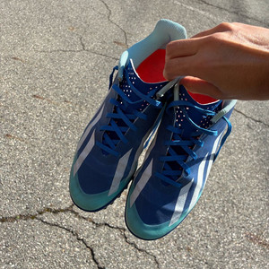 풋살화270 아디다스