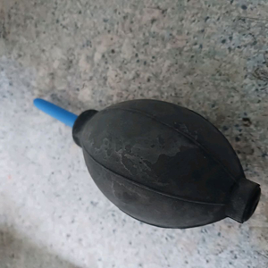 먼지제거기,전자부품3개,게임용 다운도란스,쿨러4개,공유기