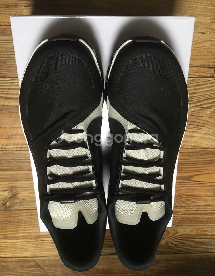 (280)온러닝 파프 클라우드몬스터 하이퍼 블랙 판매합니다--1