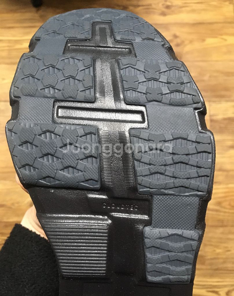 (280)온러닝 파프 클라우드몬스터 하이퍼 블랙 판매합니다--7