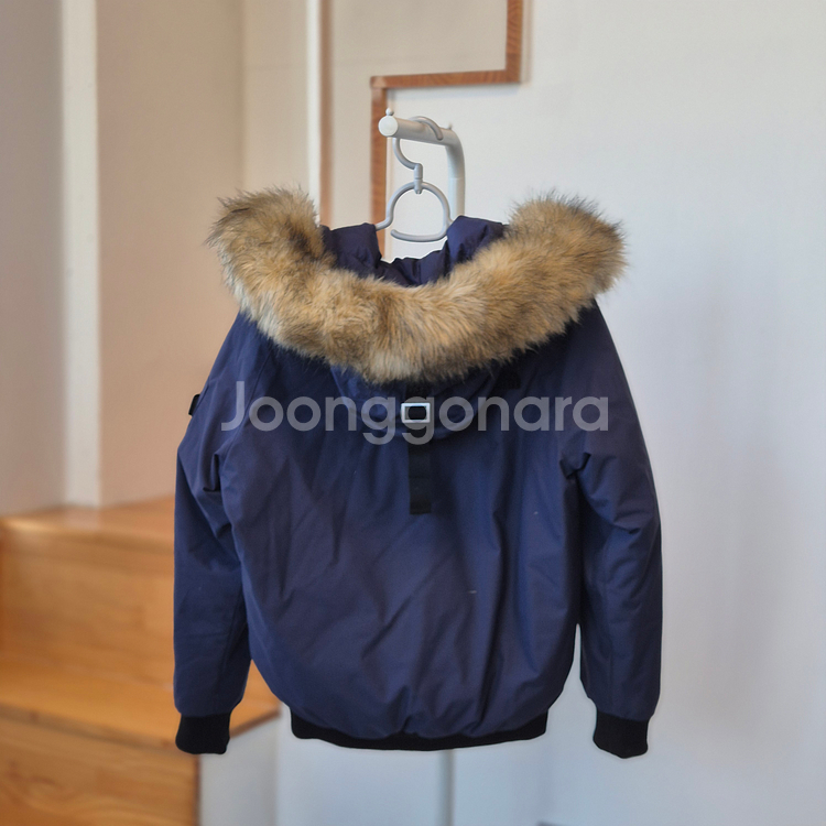 노스페이스 네이비 숏패딩 후드 퍼 점퍼 (여성 85사이즈)--3