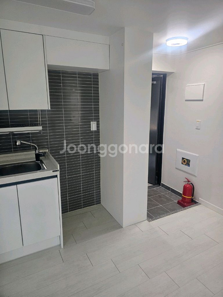 수원역도보10분세류동1.5룸2룸보증금60--5