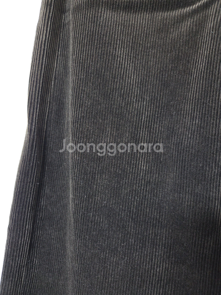 더캐시미어 코듀로이 세미플레어 팬츠44 랑방 마인 타임--3