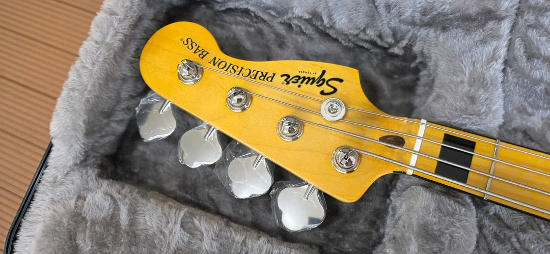 스콰이어 2025년식 클래식바이브 70s 월넛 프레시젼 베이스 이미지