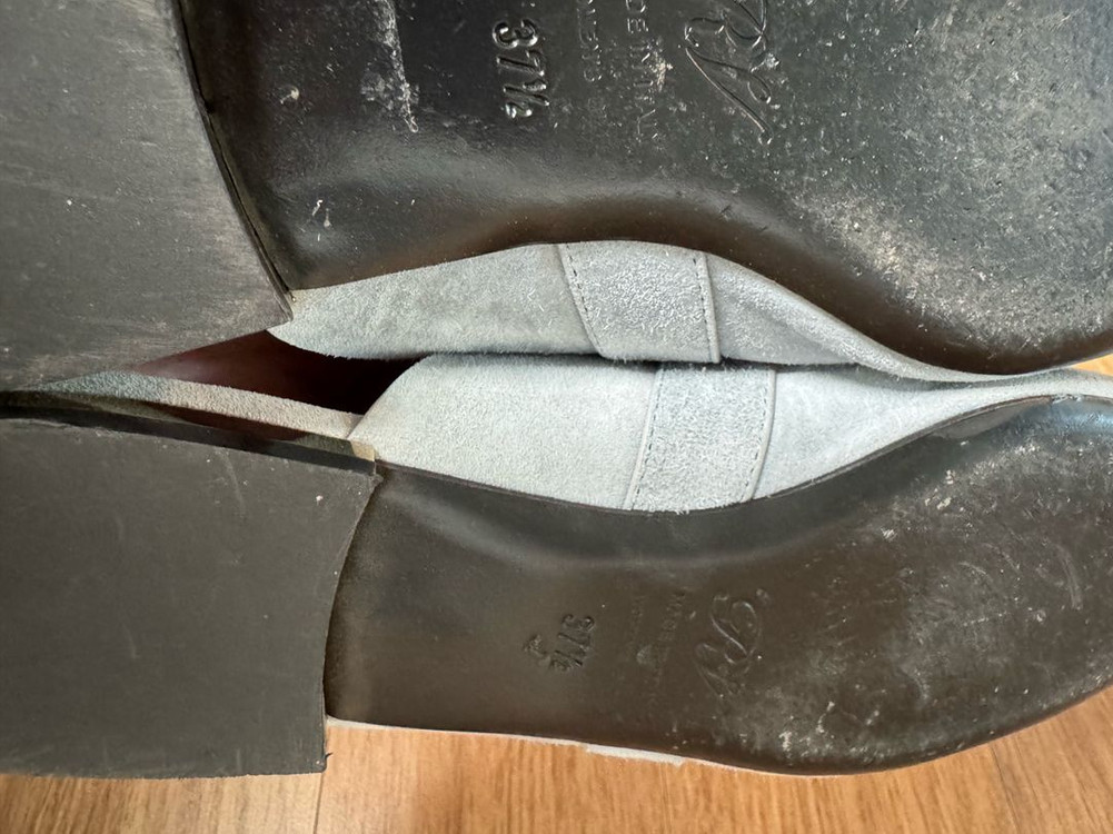 [Roger Vivier] 로저비비에 스웨이드 뮬 샌들 37.5 이미지