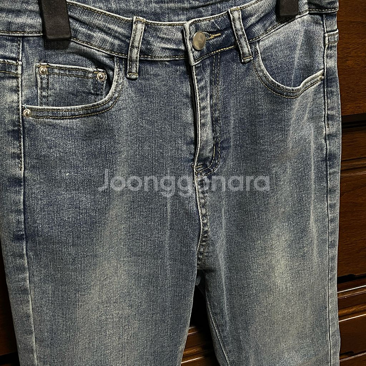 에이블리 중청 부츠컷 바지--3