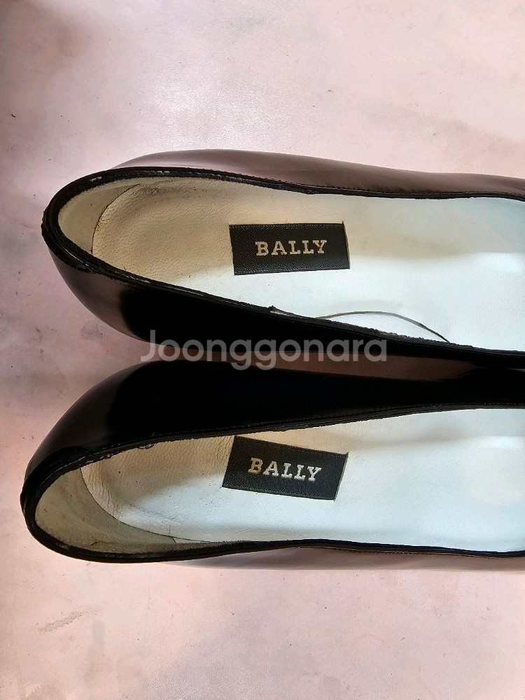 <새상품> 발리 여성 로퍼 구두 240--5