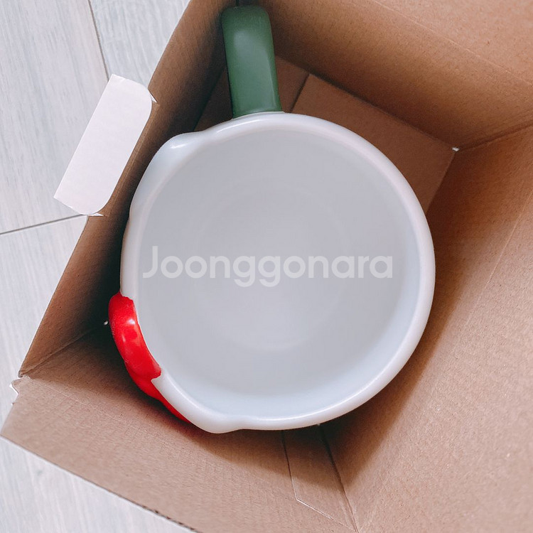 (새상품) 스타벅스 헬로키티 머그컵--3