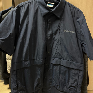 콜롬비아 바람막이 반팔 105