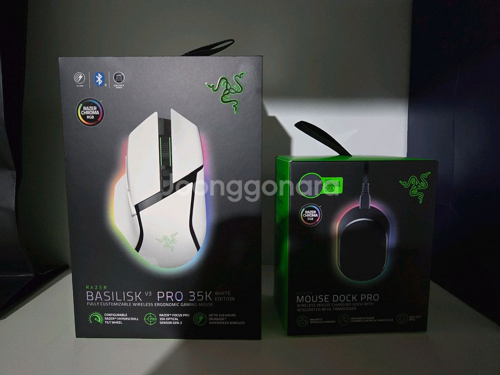 새상품) 레이저 바실리스크 V3 PRO 35K 마우스 + 마우스독 세트--0