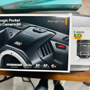 블랙매직 포켓 시네마 6K 카메라 / 캐논 EFS 10-18mm 렌즈 팝니다.
