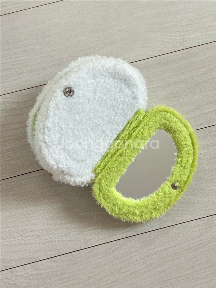 산리오 포차코 거울 파우치--2